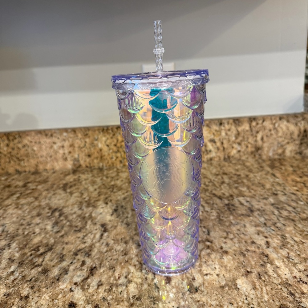 New Starbucks 2022 China Unicorn Gradient Scale 24oz Tumbler Iridescent Cup